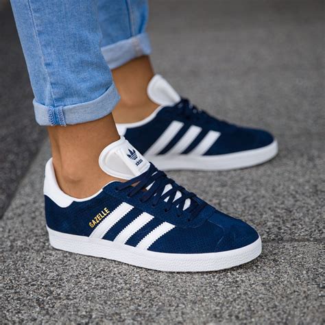 adidas schuhe dunkelblau|Blaue Damensneakers .